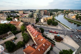 Prie Žaliojo tilto Prie Žaliojo tilto