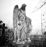 Skulptūra kapinėse