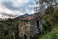 Apleistas kaimas Italijos kalnuose